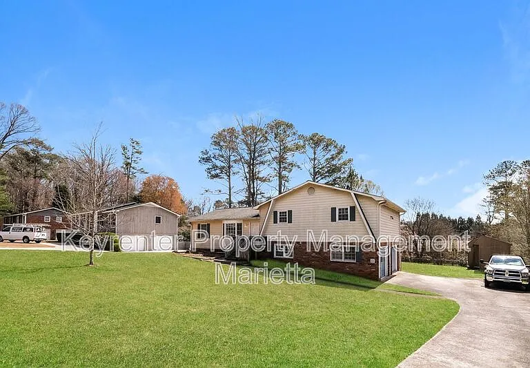 480 Debra Dr — Photo 5