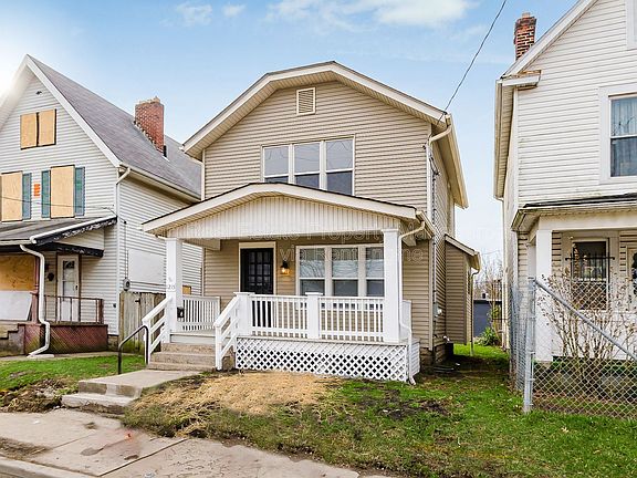 3rd image of 1215 Sullivant Ave
