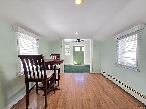 5th image of 84 Wyona Avenue