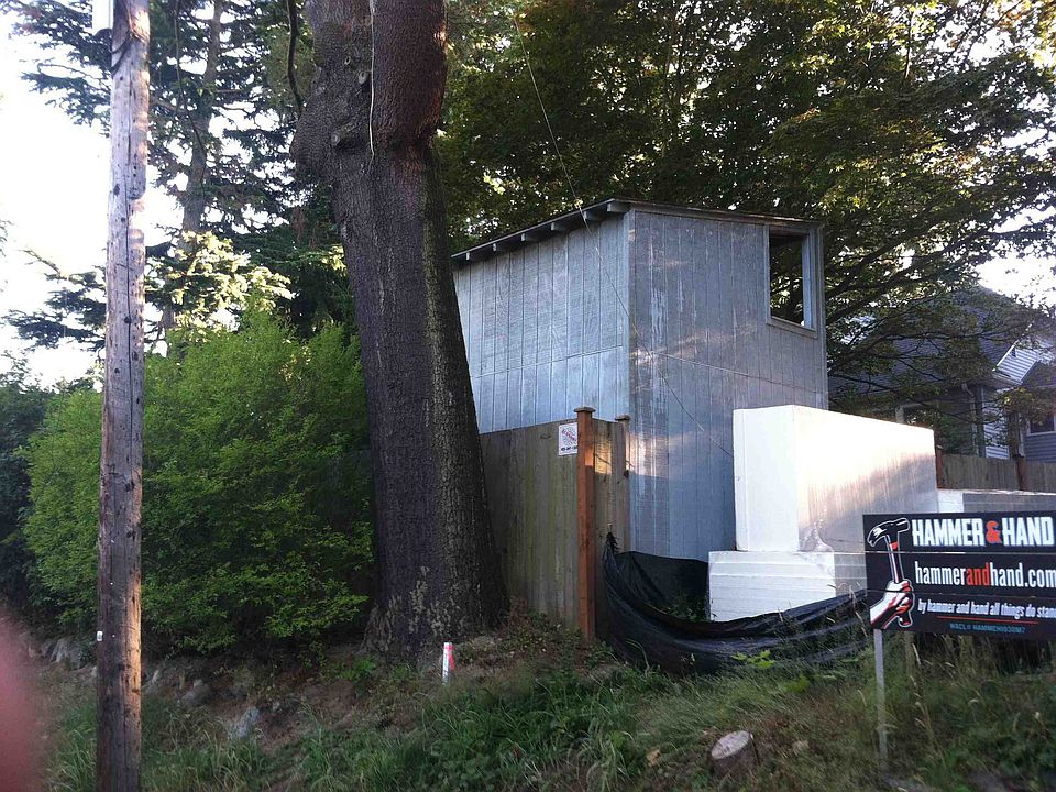 2nd image of 1252 NE 98th St