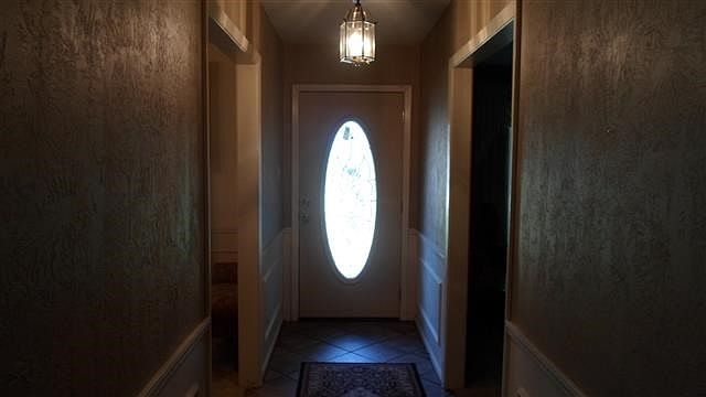 1st image of 1025 Wisteria Dr