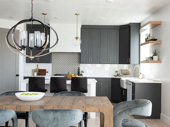 Finished home photos are representational images only. Chat with sales agent for details.