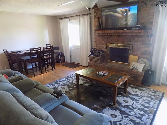 5th image of 4721 Priscilla Ln