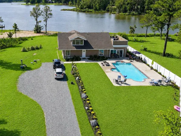5757 Dockside Ln, Marion Station, MD 21838