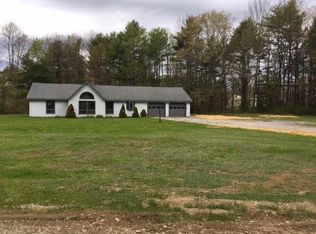 25 Oxbow Ln, Whitefield, ME 04353