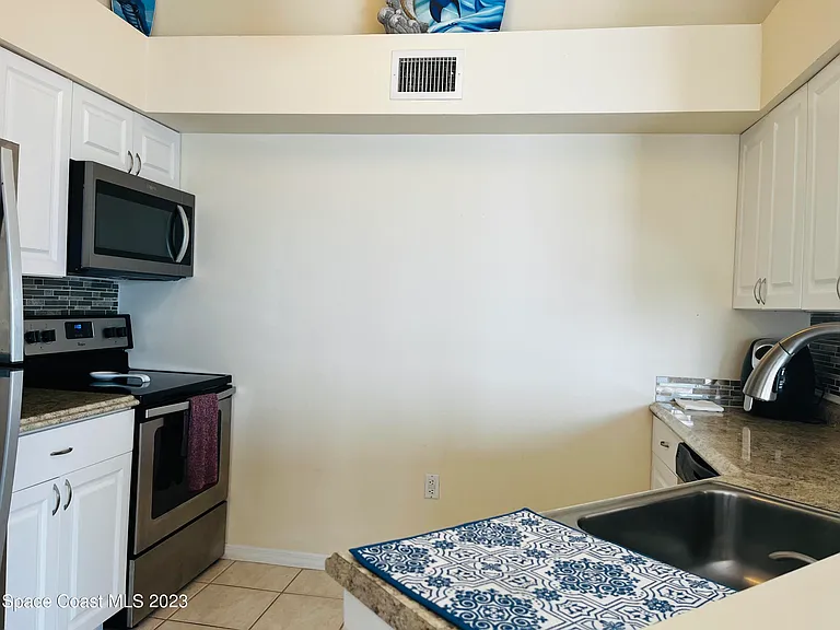 7000 N Highway 1 #202 — Photo 7