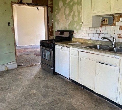 2nd image of 153 Glessner Ave