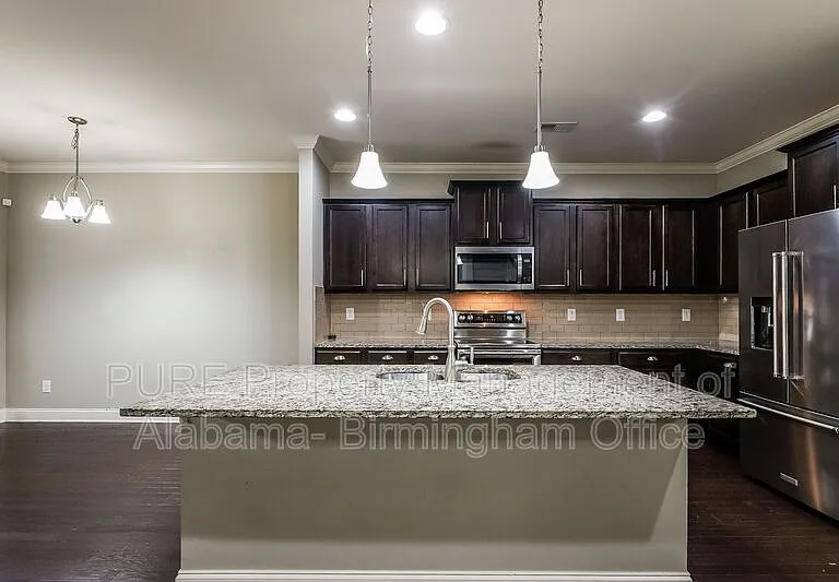 220 Chelsea Station Dr — Photo 9