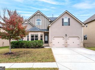 1571 Long Acre Dr, Loganville, GA 30052