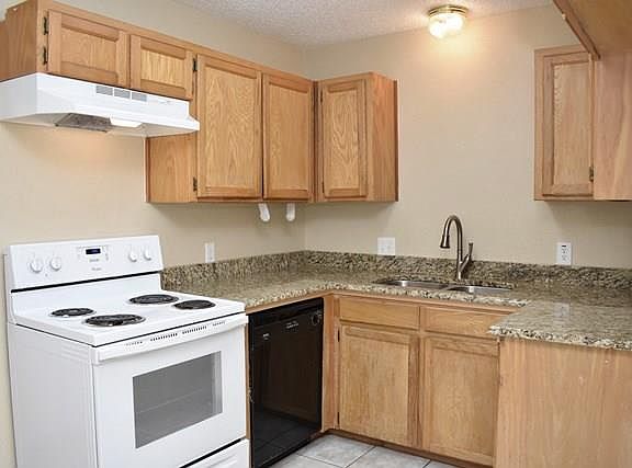 5th image of 7005 Overton Park