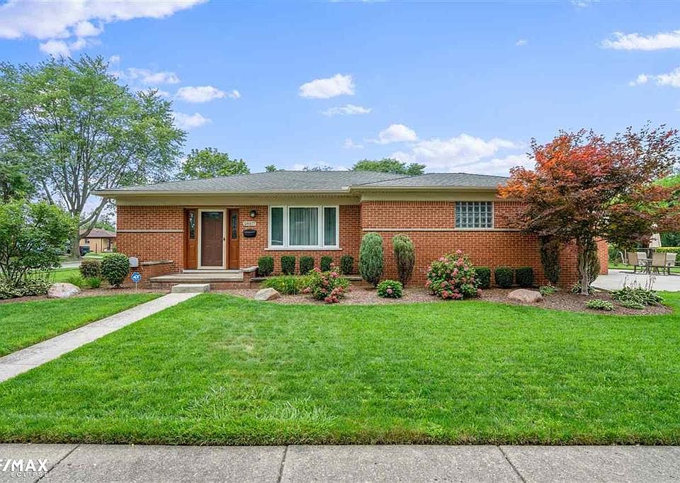 1st image of 28117 Aline Dr