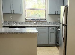 2434 N John Young Pkwy APT 4, Kissimmee, FL 34741