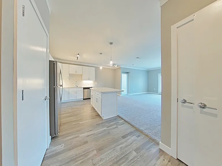 Allure Apartments — Photo 71