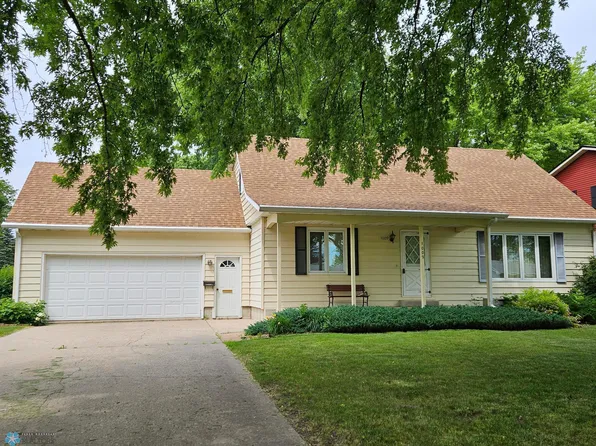 1009 Valley St, Wahpeton, ND 58075