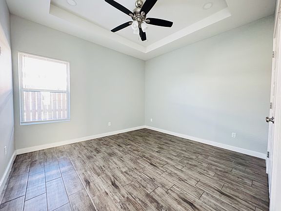 5th image of 912 W Kohala Ave #2