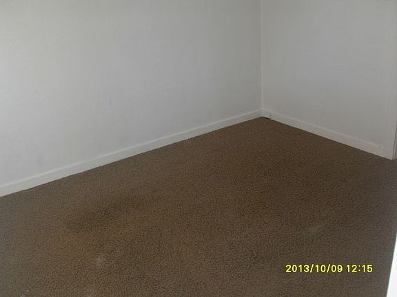2nd image of 216 S Commercial Ave