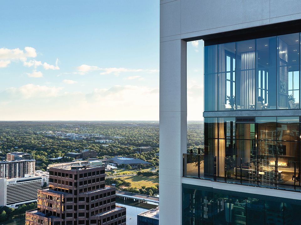 3D custom rendering of sweeping views of Austin that can be enjoyed by all from our 44th and 45th floor amenity levels