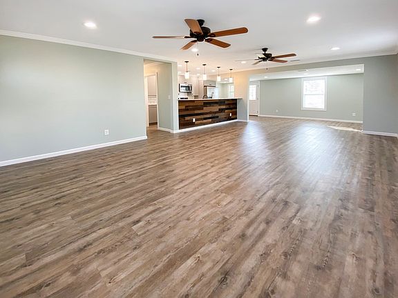 2nd image of 1608 Long Ave