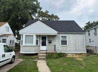 23825 Carlisle Ave, Hazel Park, MI 48030