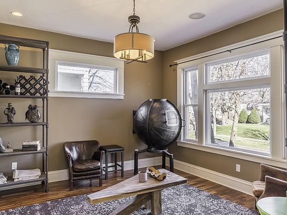 Front formal living room