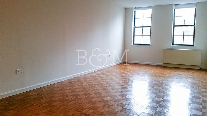 Rented by Brick&Mortar | media 11