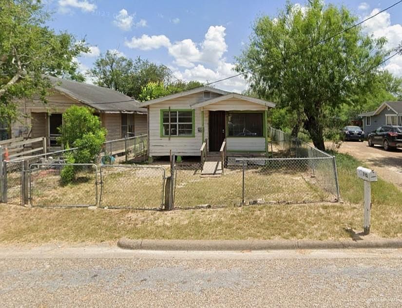 1st image of 712 E Llano Grande St
