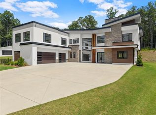 1678 Thomas Dr, Hoschton, GA 30548