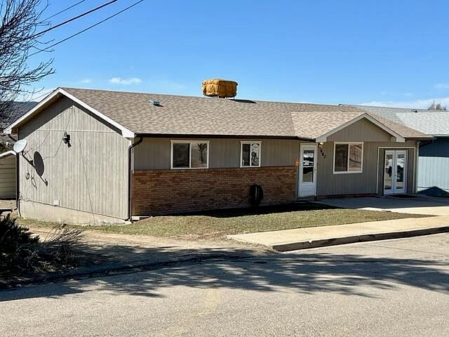 1st image of 607 S Indiana Ave