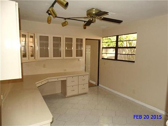 5th image of 531A NE 57th Ct