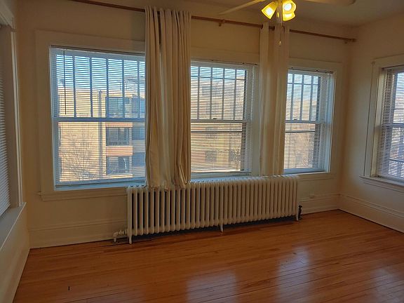 2nd image of 1919 Dupont Ave S APT 302