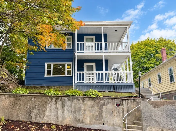 92 Dresser St, Southbridge, MA 01550