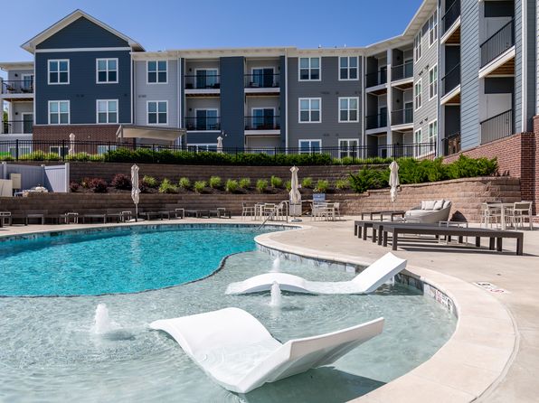 350 W 104th Ter #4202