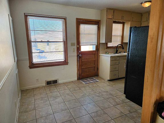 2nd image of 111 Norman Rd #A
