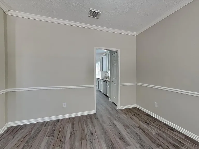 1703 Calmar Dr — Photo 7