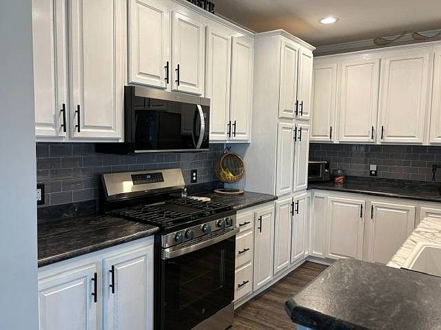 30048 Pin Oak Ct, photo 17
