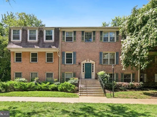 6012 Westchester Park Dr APT 102, College Park, MD 20740