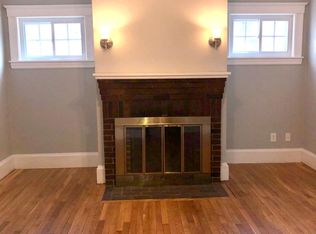 72 Aberdeen St, Lowell, MA 01850