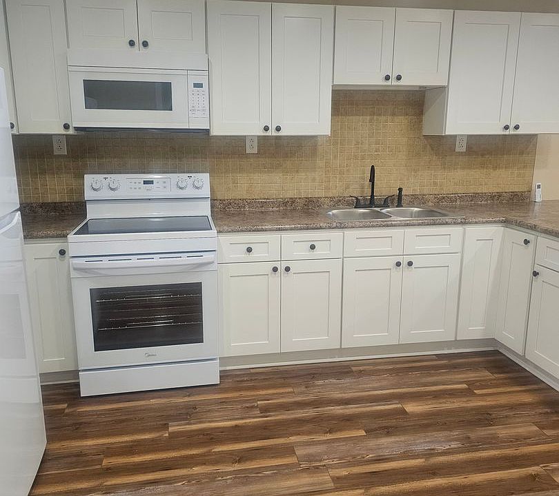 1st image of 136 Devecchis St #7