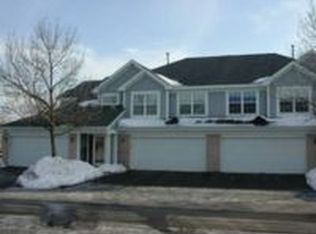 6787 E Monticello Ct, Gurnee, IL 60031