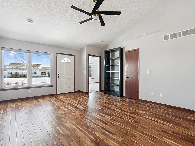 3237 English Cove Ln — Photo 7