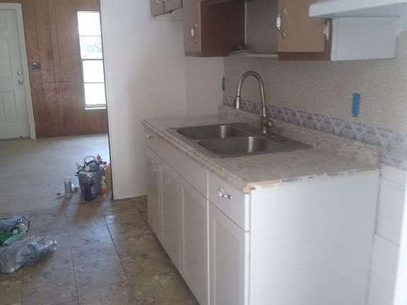 3rd image of 1406 34th Ave #14