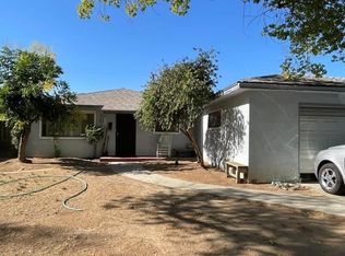 4953 E Weathermaker Ave, Fresno, CA 93727