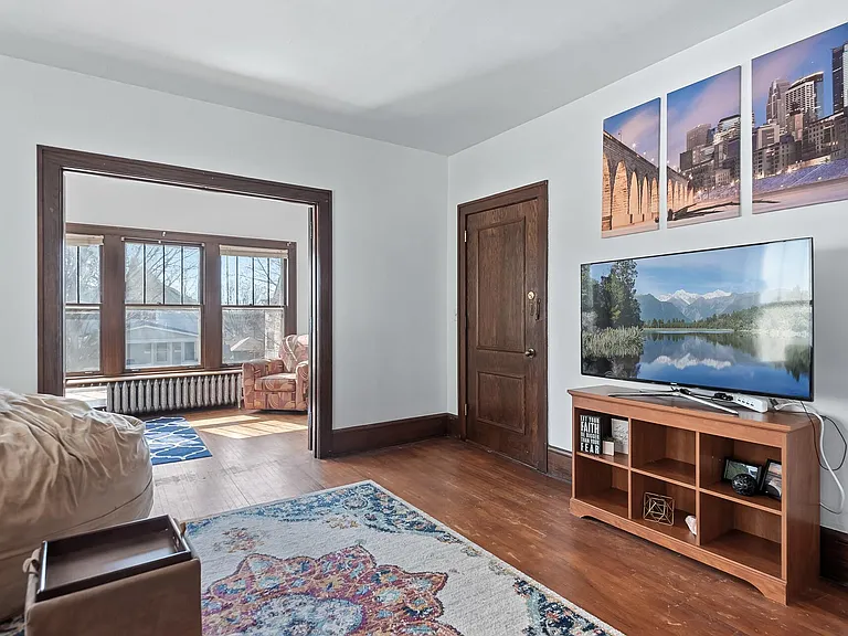 2539 Fillmore St NE — Photo 11