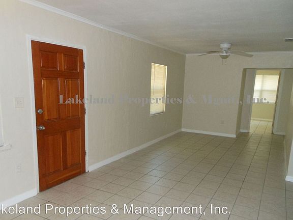 4th image of 823 Lakehurst St