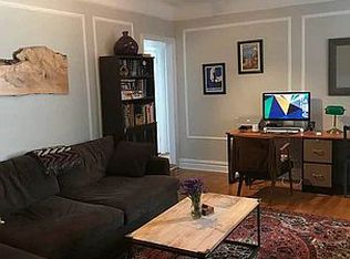 3131 29th St APT 3, Astoria, NY 11106
