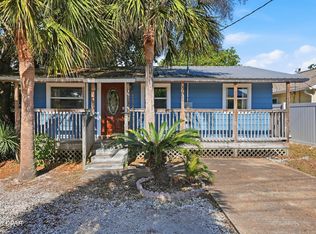 611 Pinetree Dr, Panama City Beach, FL 32413
