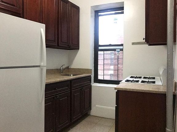 5th image of 1281 Union St APT 5D