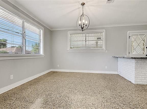 5th image of 1113 Homestead Ave