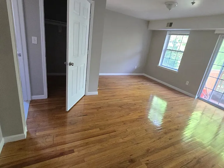 224 N Arlington Ave #2 — Photo 8