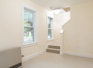 64 W Main St #B, Vergennes, VT 05491